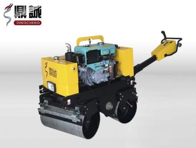 點擊查看詳細信息<br>標題：DC-840-I全液壓手扶雙鋼輪壓路機 閱讀次數：15245