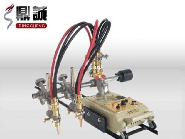 點擊查看詳細信息<br>標題：雙頭多頭火焰切割機 閱讀次數：5083