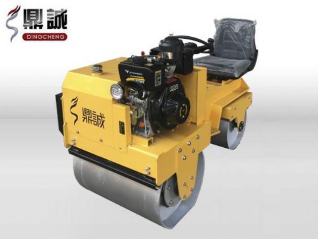 點擊查看詳細信息<br>標題：DC850C座駕式壓路機 閱讀次數：16067